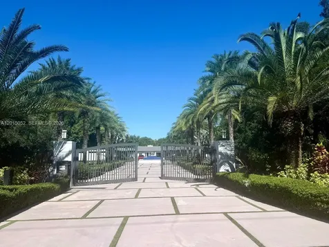 5250 SW 62nd Avenue Miami FL 33155