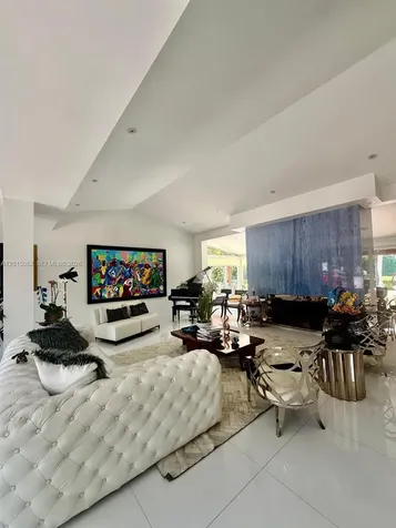 5250 SW 62nd Avenue Miami FL 33155