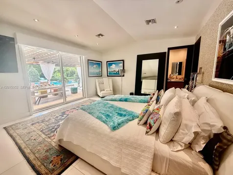 5250 SW 62nd Avenue Miami FL 33155