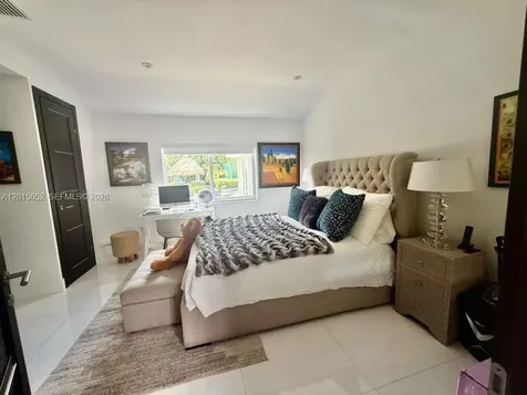 5250 SW 62nd Avenue Miami FL 33155