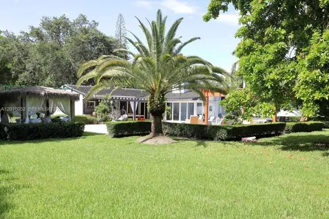 5250 SW 62nd Avenue Miami FL 33155