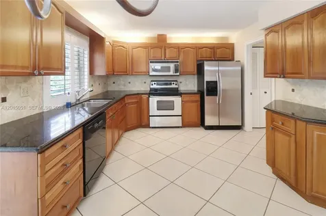 8504 NW 3rd Street Coral Springs FL 33071