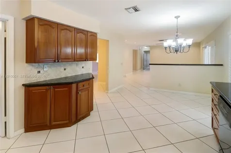8504 NW 3rd Street Coral Springs FL 33071