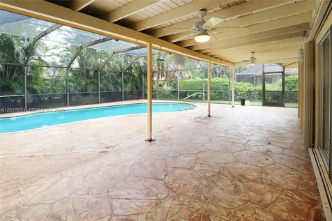 8504 NW 3rd Street Coral Springs FL 33071
