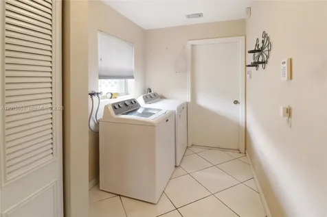 8504 NW 3rd Street Coral Springs FL 33071