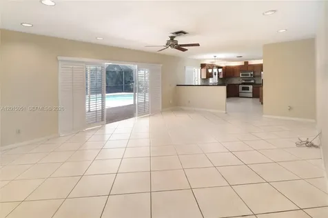 8504 NW 3rd Street Coral Springs FL 33071