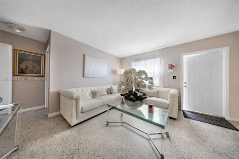 225 SW 18th Avenue Miami FL 33135