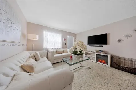 225 SW 18th Avenue Miami FL 33135