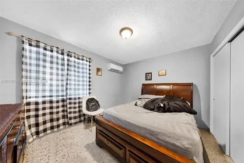 225 SW 18th Avenue Miami FL 33135