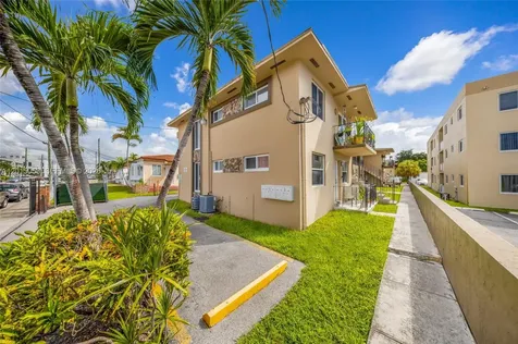 225 SW 18th Avenue Miami FL 33135