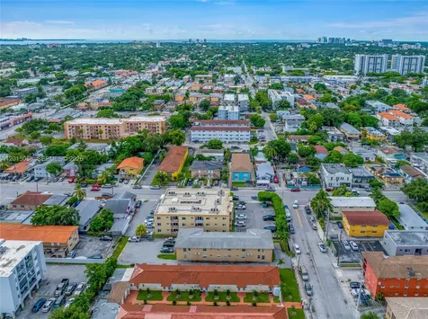 225 SW 18th Avenue Miami FL 33135