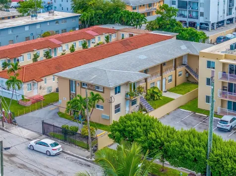 225 SW 18th Avenue Miami FL 33135