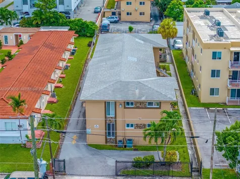 225 SW 18th Avenue Miami FL 33135