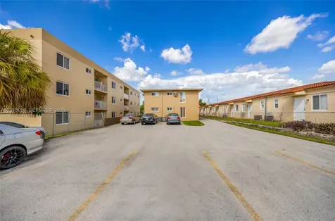 225 SW 18th Avenue Miami FL 33135
