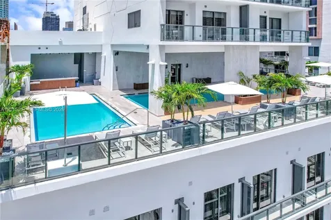229 SW 9th Street Miami FL 33130
