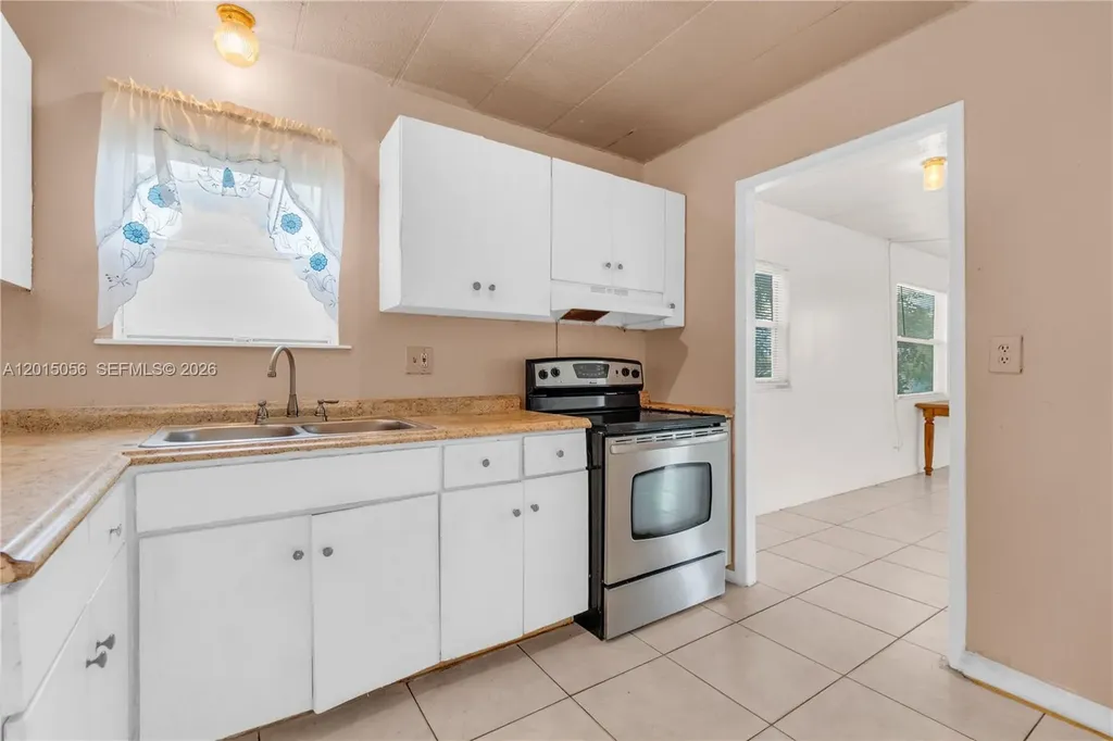 2005 NW 11th Avenue Fort Lauderdale FL 33311