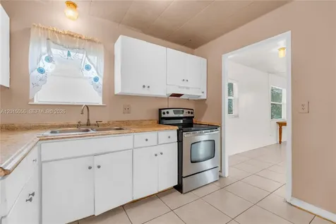 2005 NW 11th Avenue Fort Lauderdale FL 33311