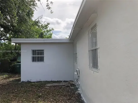 166 NW 68th Terrace Miami FL 33150