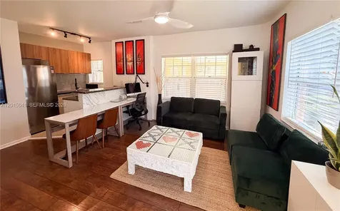 Miami Beach FL 33139