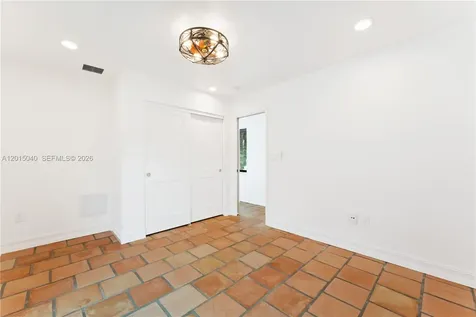 231 SW 136th Avenue Miami FL 33184