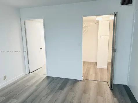 1901 Brickell Avenue Miami FL 33129