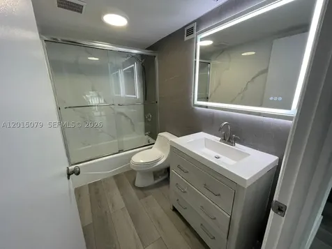 1901 Brickell Avenue Miami FL 33129