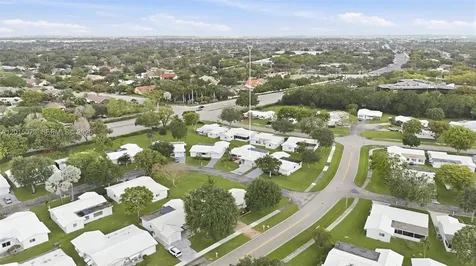 9011 NW 15th Place Plantation FL 33322