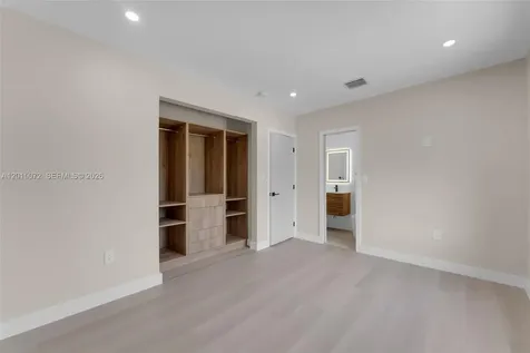 3250 SW 68th Avenue Miami FL 33155