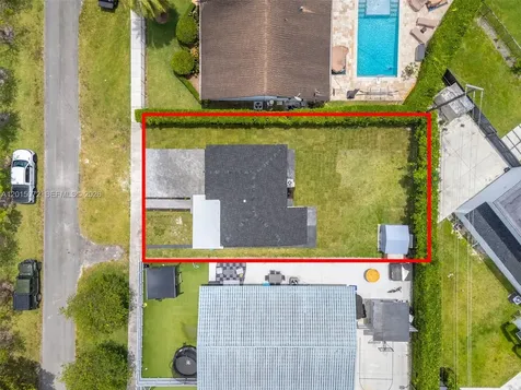 3250 SW 68th Avenue Miami FL 33155