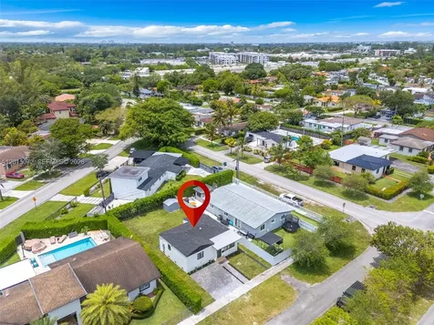 3250 SW 68th Avenue Miami FL 33155