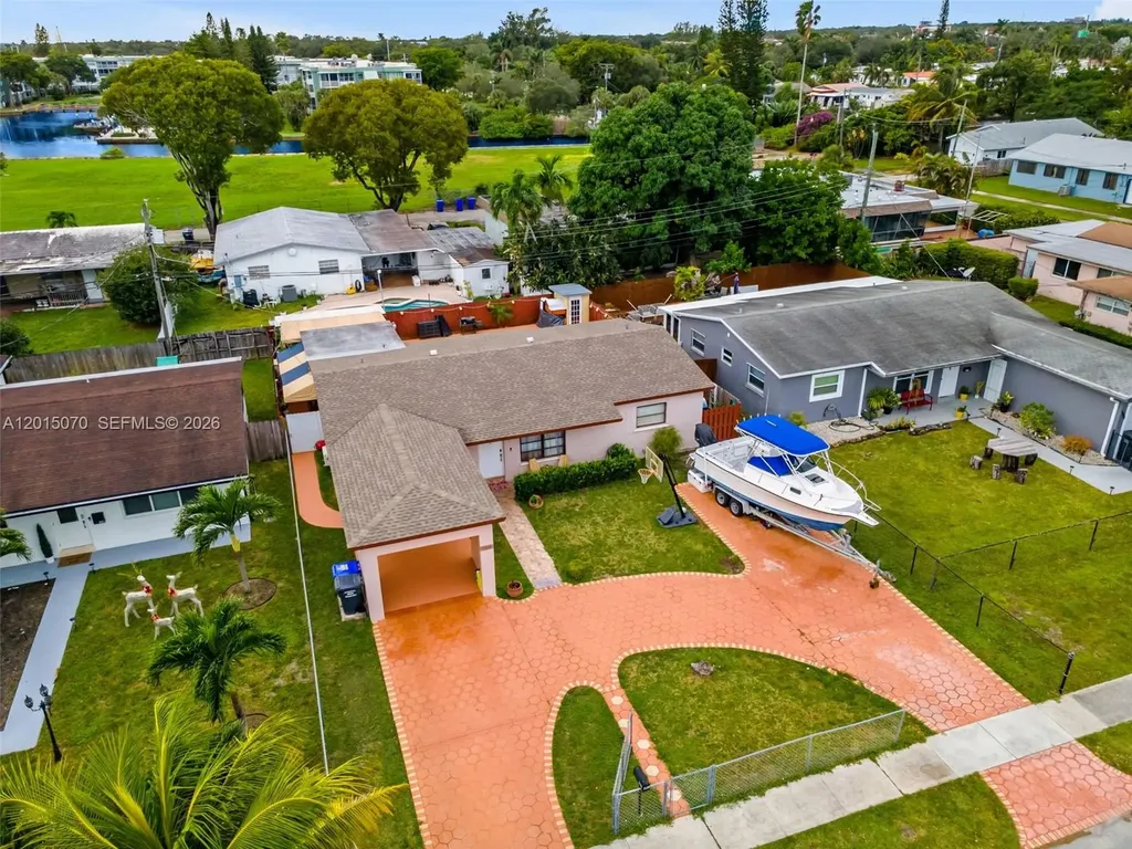 1820 N 27th Avenue Hollywood FL 33020