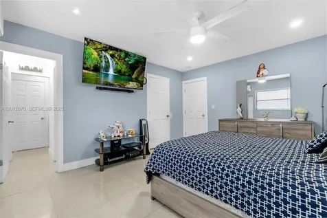 1820 N 27th Avenue Hollywood FL 33020