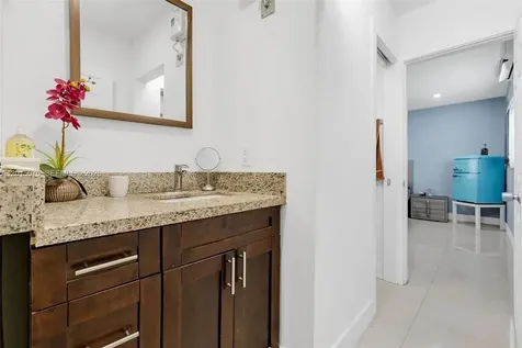 1820 N 27th Avenue Hollywood FL 33020