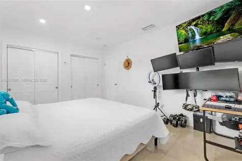 1820 N 27th Avenue Hollywood FL 33020