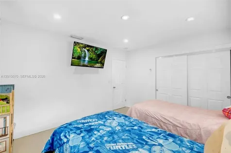 1820 N 27th Avenue Hollywood FL 33020