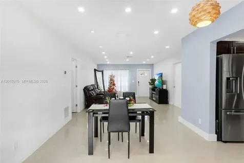 1820 N 27th Avenue Hollywood FL 33020