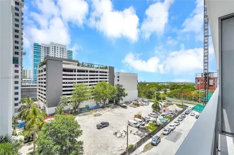 229 SW 9th Street Miami FL 33130