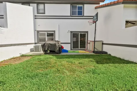 9872 NW 19th Place Sunrise FL 33322