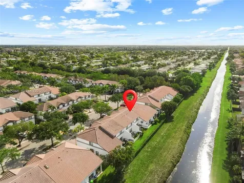 9872 NW 19th Place Sunrise FL 33322