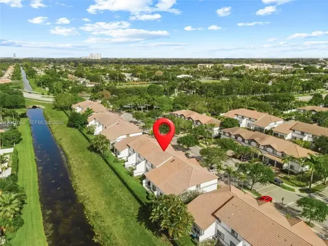 9872 NW 19th Place Sunrise FL 33322