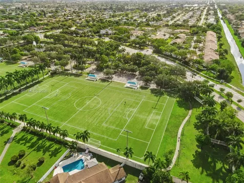 9872 NW 19th Place Sunrise FL 33322