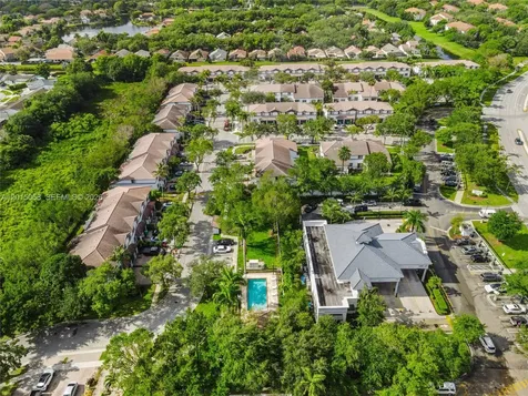 9872 NW 19th Place Sunrise FL 33322