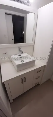 16909 N Bay Road Sunny Isles Beach FL 33160