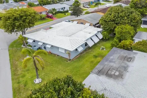 4605 NW 47th Court Tamarac FL 33319