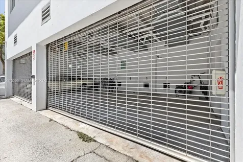 421 Meridian Avenue Miami Beach FL 33139