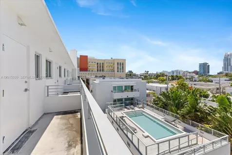 421 Meridian Avenue Miami Beach FL 33139