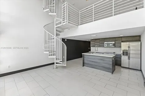 421 Meridian Avenue Miami Beach FL 33139