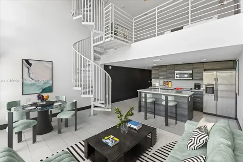 421 Meridian Avenue Miami Beach FL 33139
