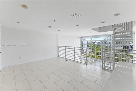 421 Meridian Avenue Miami Beach FL 33139