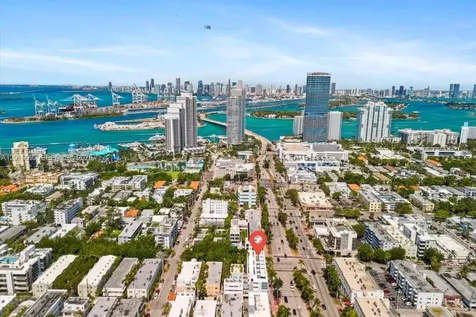421 Meridian Avenue Miami Beach FL 33139
